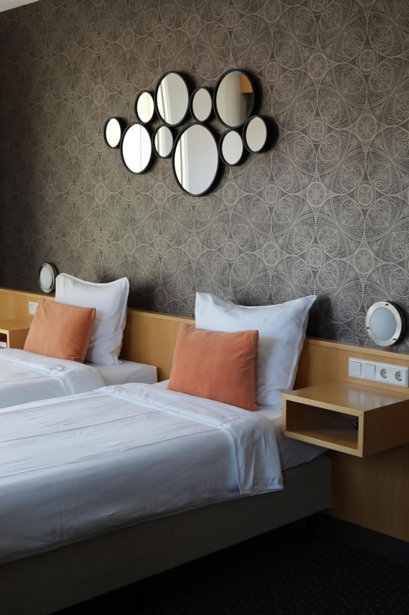 Hotel Алсмер Екстер'єр фото